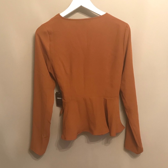 Forever 21 Top - Picture 3 of 6